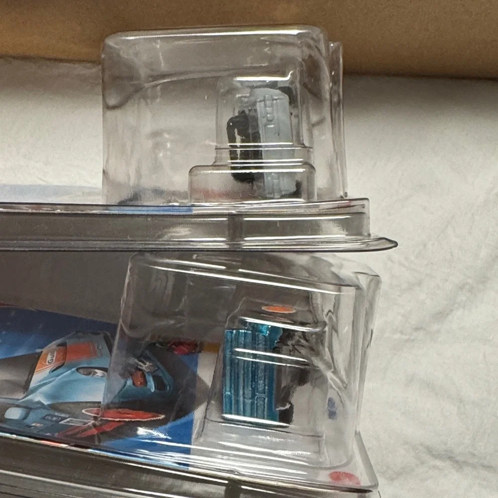 Hot Wheels 2025 Q Case Ford RS200 Super Treasure Hunt & Triumph TR6 TH Set